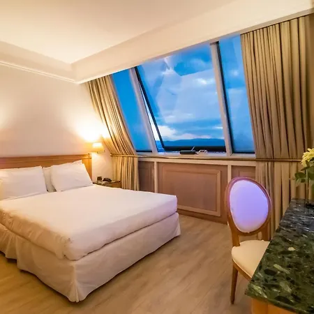 Hotell Shg De La 4*